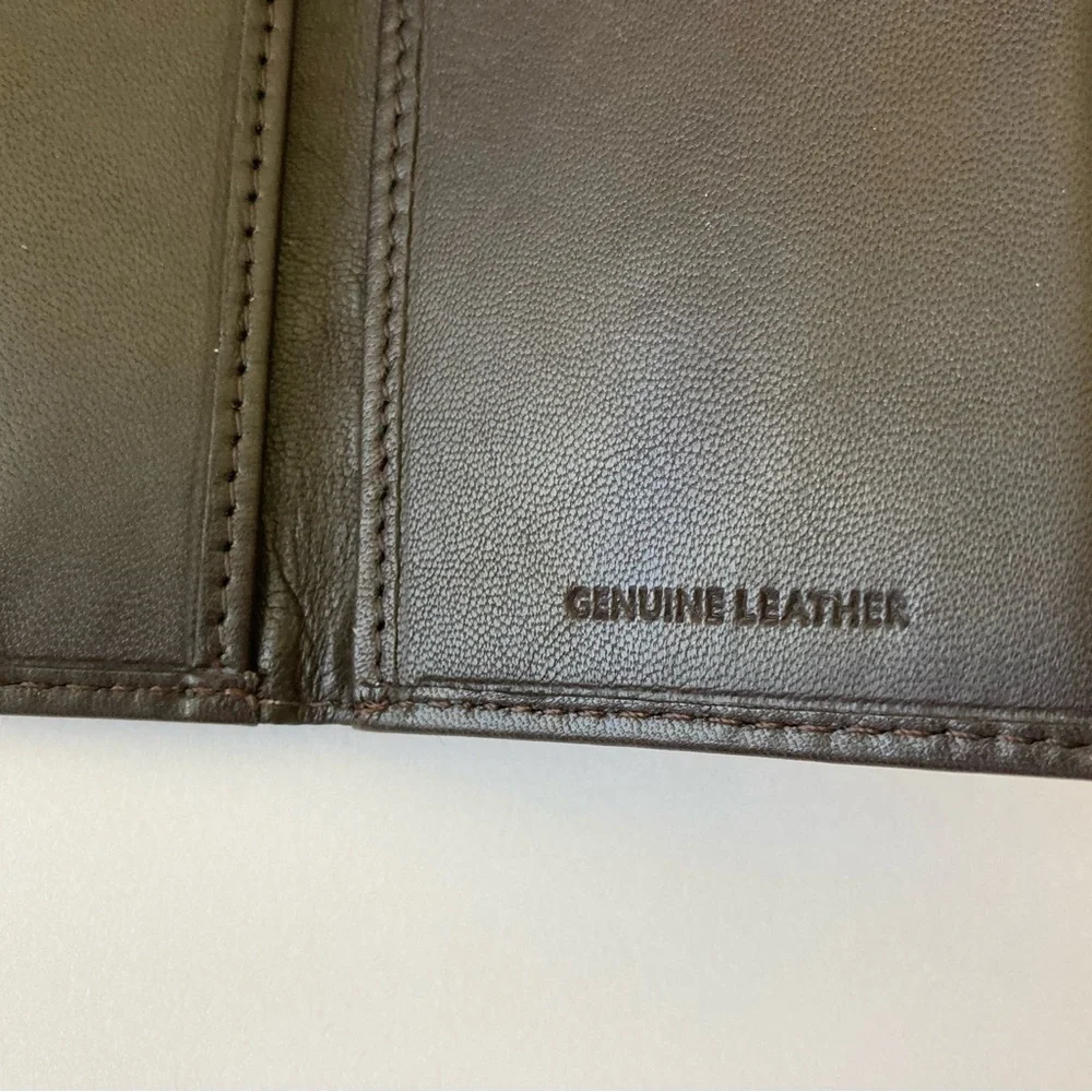 Mens Genuine Leather Folding Wallet Brown 4” x 3”
